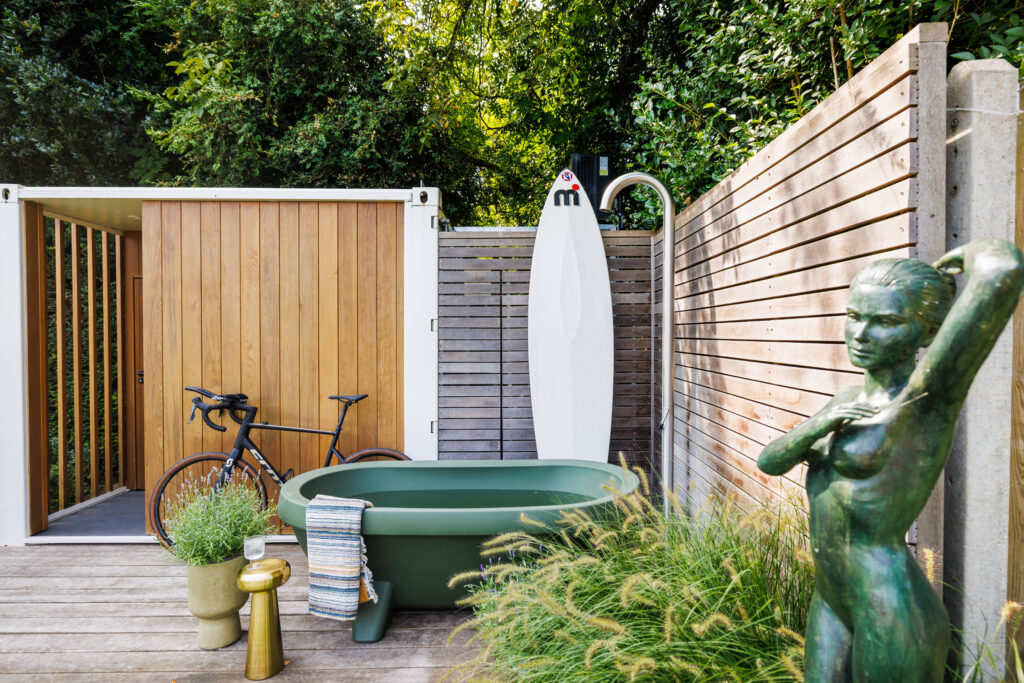 Auralis Living Gardentub olive green garden